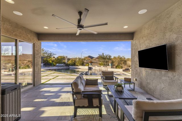 11658 W MONTANSORO Lane, Peoria, AZ 85383