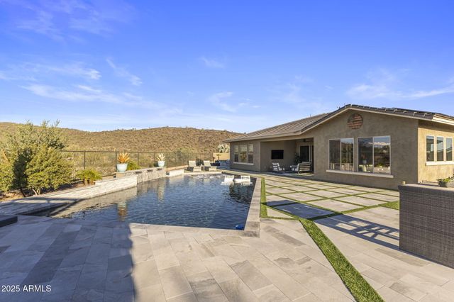 11658 W MONTANSORO Lane, Peoria, AZ 85383