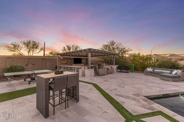 11658 W MONTANSORO Lane, Peoria, AZ 85383