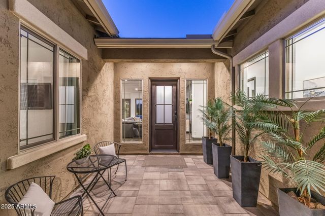 11658 W MONTANSORO Lane, Peoria, AZ 85383