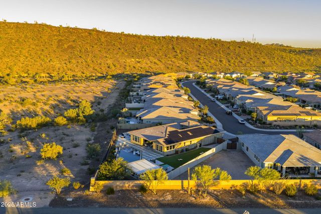 11658 W MONTANSORO Lane, Peoria, AZ 85383