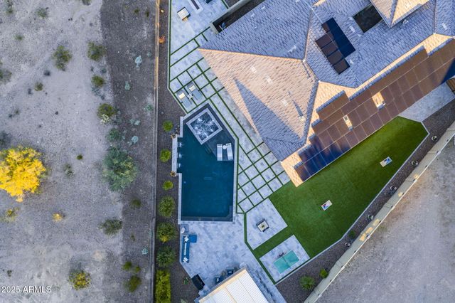 11658 W MONTANSORO Lane, Peoria, AZ 85383