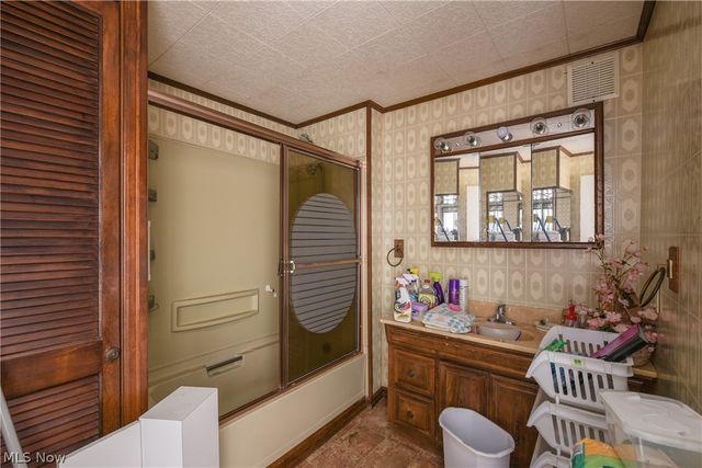 3315 W 58th Street, Cleveland, OH 44102