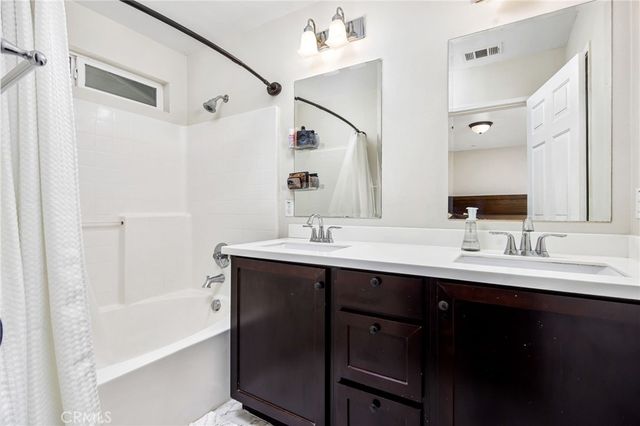 35205 Bacopa Court, Lake Elsinore, CA 92532