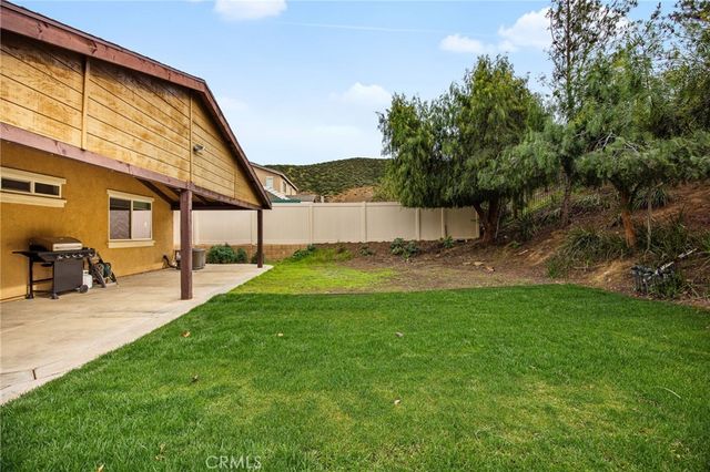 35205 Bacopa Court, Lake Elsinore, CA 92532