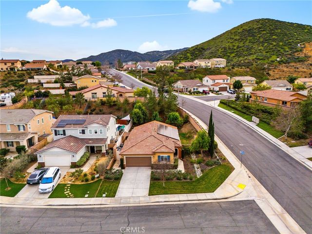 35205 Bacopa Court, Lake Elsinore, CA 92532