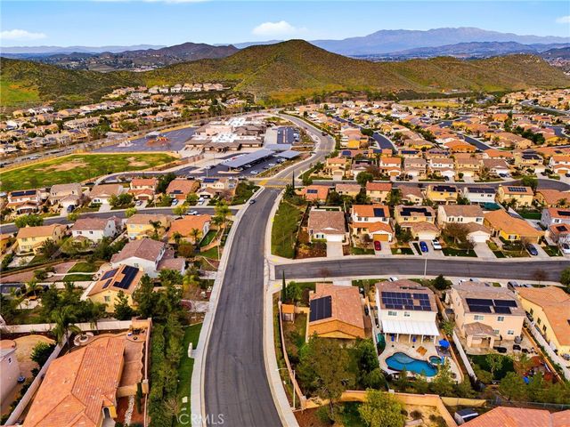 35205 Bacopa Court, Lake Elsinore, CA 92532