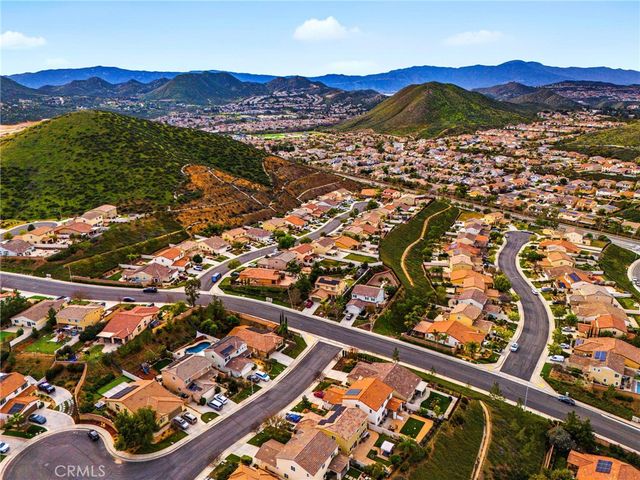 35205 Bacopa Court, Lake Elsinore, CA 92532