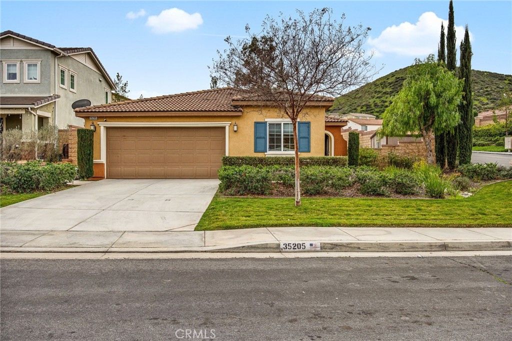35205 Bacopa Court, Lake Elsinore, CA 92532