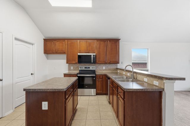 6233 Brooklynn Drive, Fort Worth, TX 76179