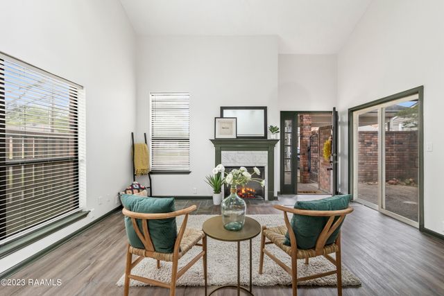 183 Steiner Road Apt 114, Lafayette, LA 70508