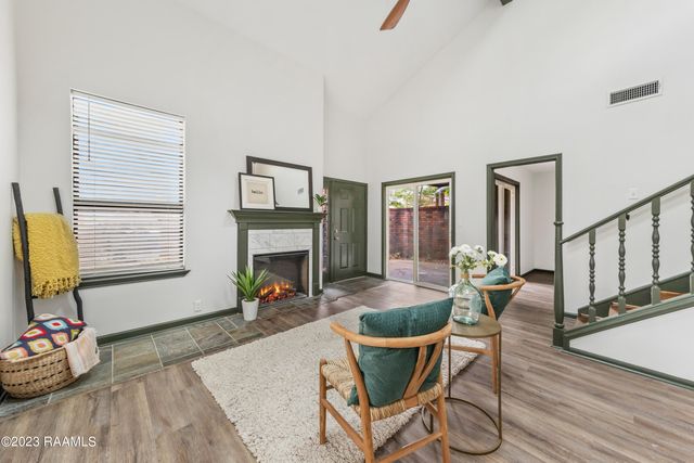 183 Steiner Road Apt 114, Lafayette, LA 70508