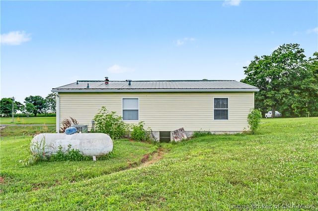 2870 N Highway 11 SE, Elizabeth, IN 47117