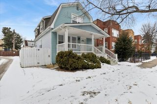 5646 N Menard Avenue, Chicago, IL 60646