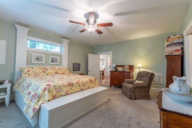 1560 Bell Phipps Road, Monticello, KY 42633