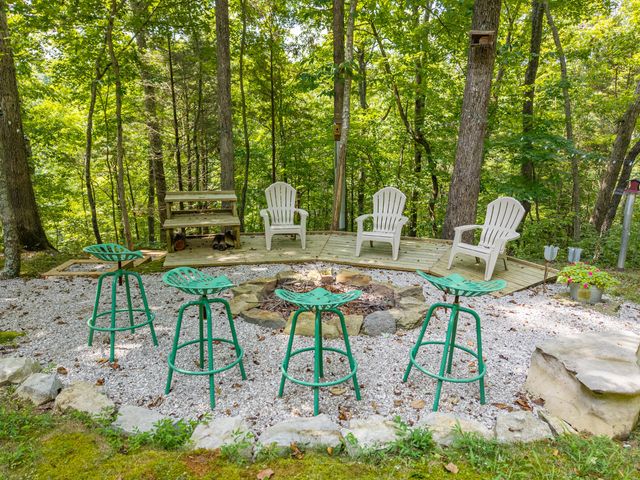 1560 Bell Phipps Road, Monticello, KY 42633