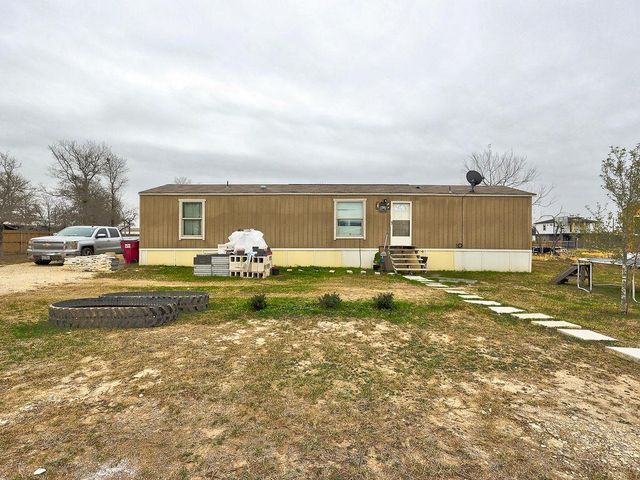 230 Gato RD, Cedar Creek, TX 78612