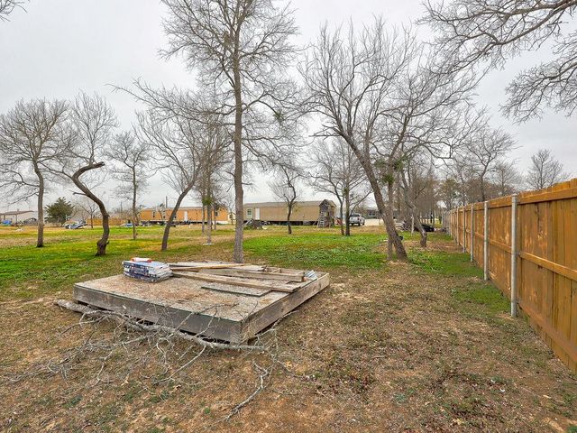 230 Gato RD, Cedar Creek, TX 78612