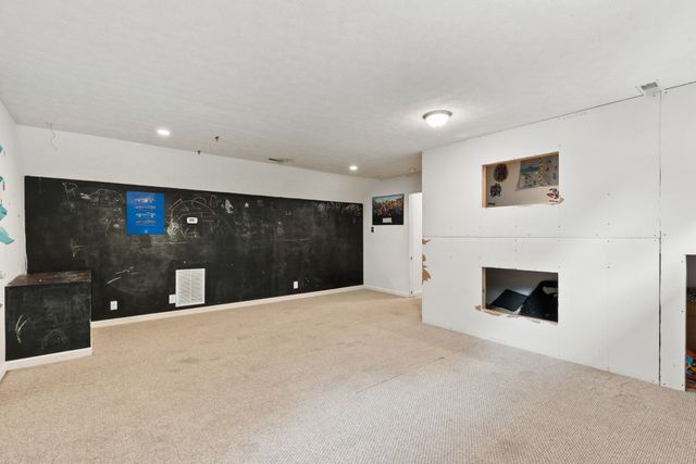 149 Cora St, Portland, TN 37148