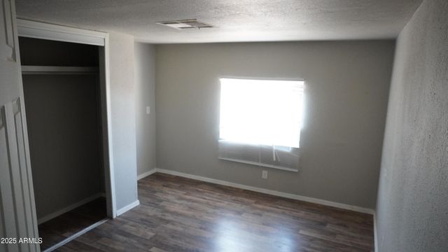 5950 W MISSOURI Avenue, Glendale, AZ 85301