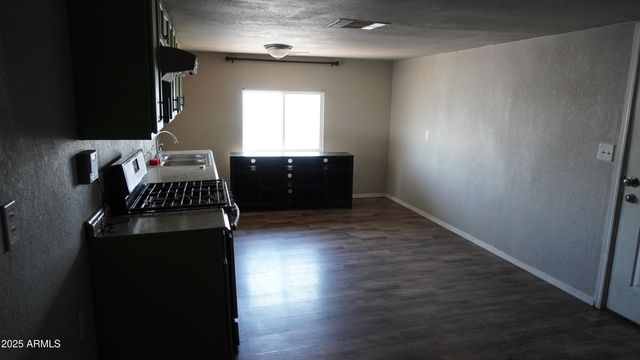 5950 W MISSOURI Avenue, Glendale, AZ 85301