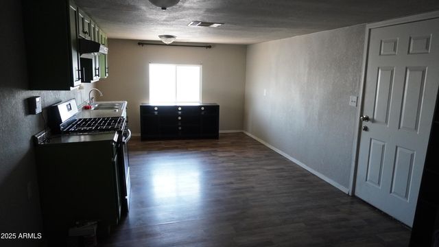 5950 W MISSOURI Avenue, Glendale, AZ 85301