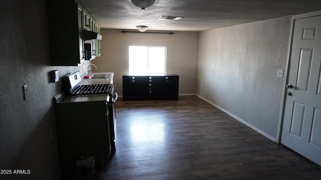 5950 W MISSOURI Avenue, Glendale, AZ 85301