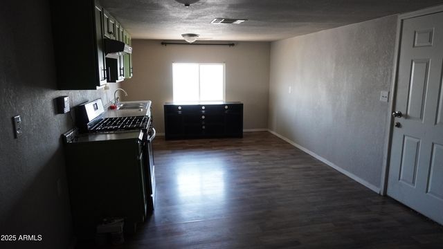 5950 W MISSOURI Avenue, Glendale, AZ 85301