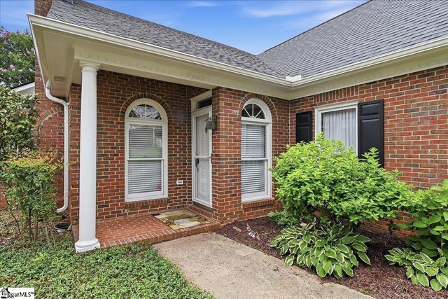 6 Greenview Drive, Greenville, SC 29609