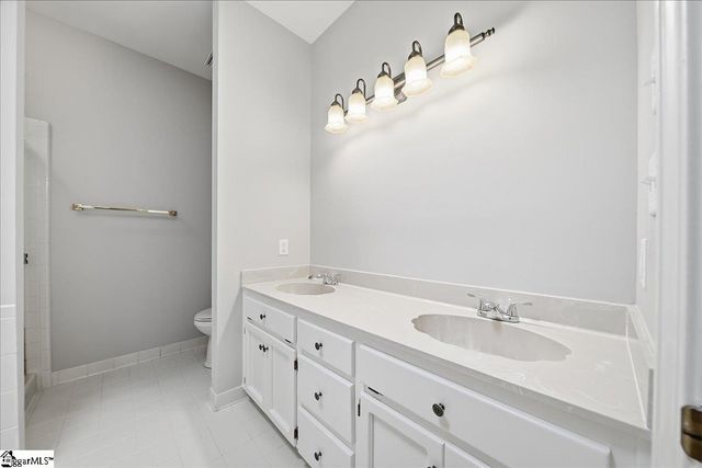6 Greenview Drive, Greenville, SC 29609