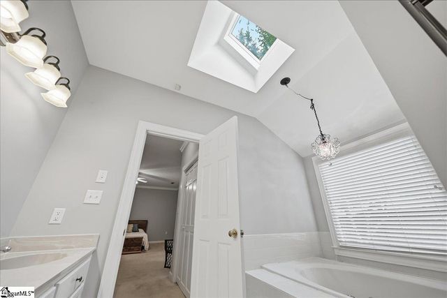 6 Greenview Drive, Greenville, SC 29609