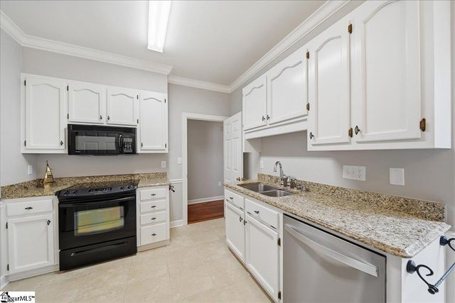 6 Greenview Drive, Greenville, SC 29609