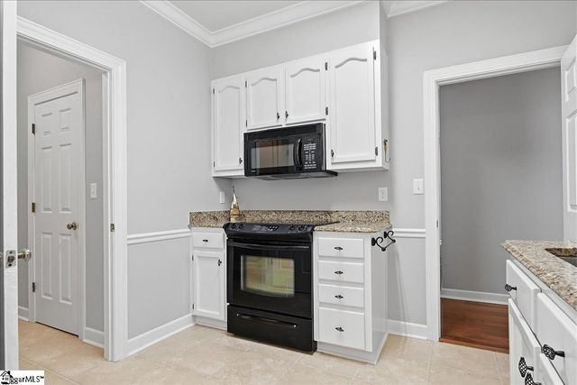 6 Greenview Drive, Greenville, SC 29609