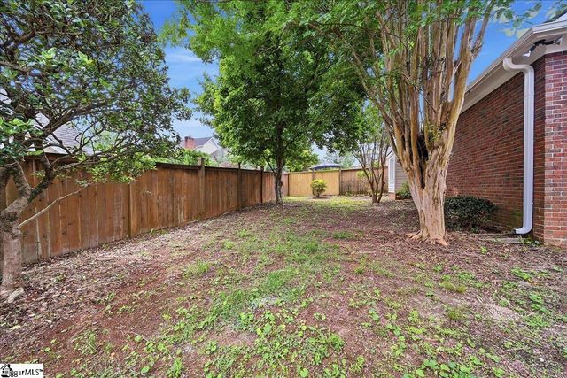 6 Greenview Drive, Greenville, SC 29609