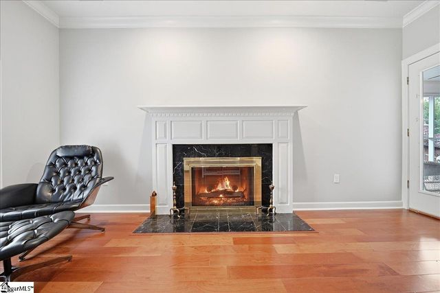 6 Greenview Drive, Greenville, SC 29609