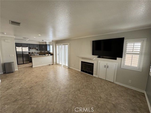 980 Acorn, Corona, CA 92878