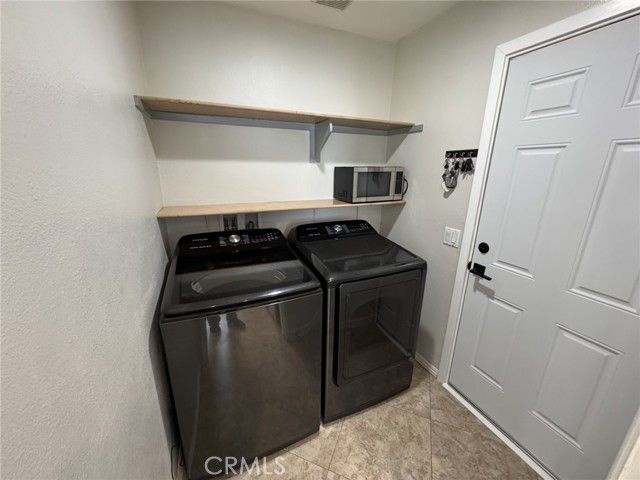 980 Acorn, Corona, CA 92878