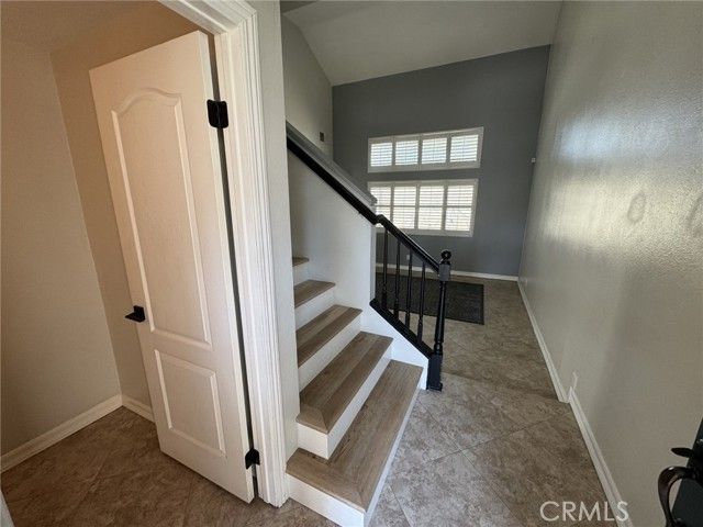 980 Acorn, Corona, CA 92878