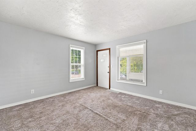 2335 33rd Street, Moline, IL 61265