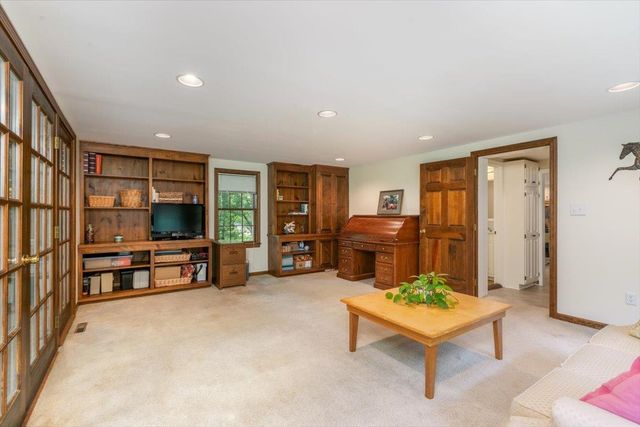 42 Old Town Farm Road, Exeter, NH 03833