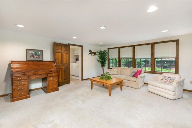 42 Old Town Farm Road, Exeter, NH 03833