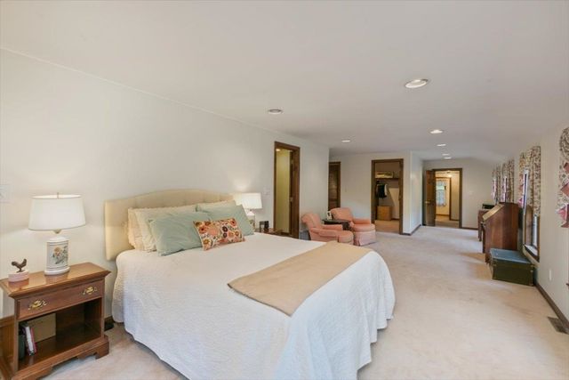 42 Old Town Farm Road, Exeter, NH 03833