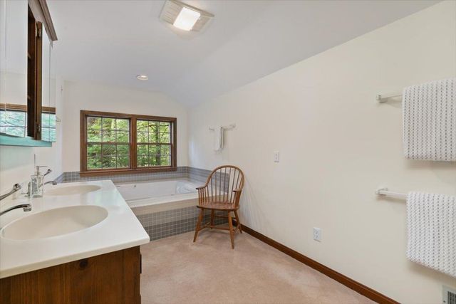 42 Old Town Farm Road, Exeter, NH 03833