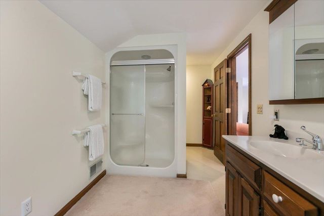 42 Old Town Farm Road, Exeter, NH 03833