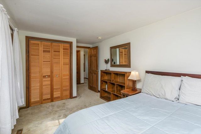 42 Old Town Farm Road, Exeter, NH 03833