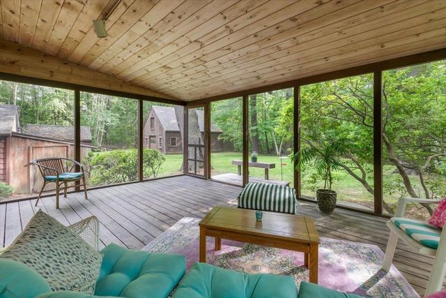 42 Old Town Farm Road, Exeter, NH 03833