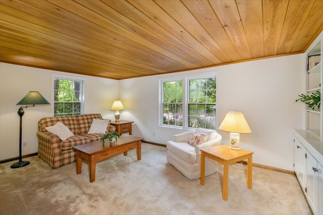 42 Old Town Farm Road, Exeter, NH 03833