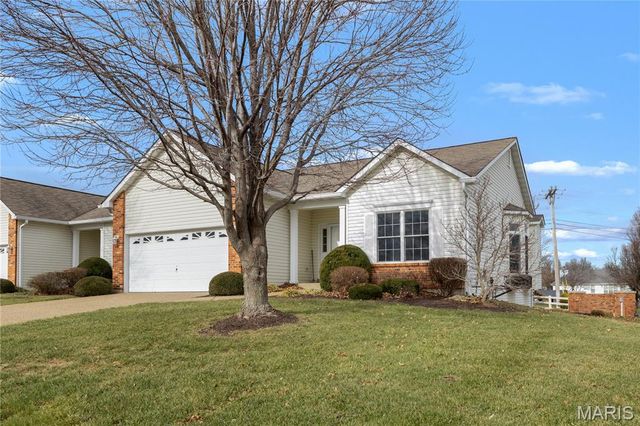 7101 Curtis Drive 795B, Dardenne Prairie, MO 63368