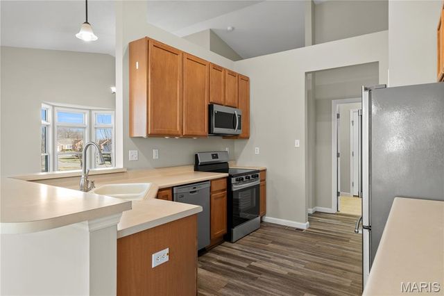 7101 Curtis Drive 795B, Dardenne Prairie, MO 63368