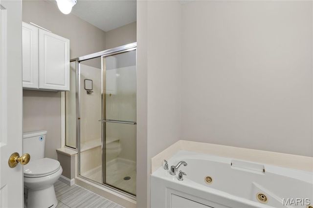 7101 Curtis Drive 795B, Dardenne Prairie, MO 63368